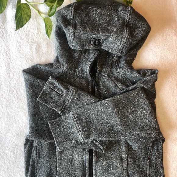 lululemon athletica Scuba Hoodie - Picture 2 of 5